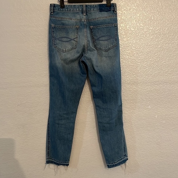 Abercrombie & Fitch Signature  Distressed Jeans Size 26/27 - Picture 2 of 5